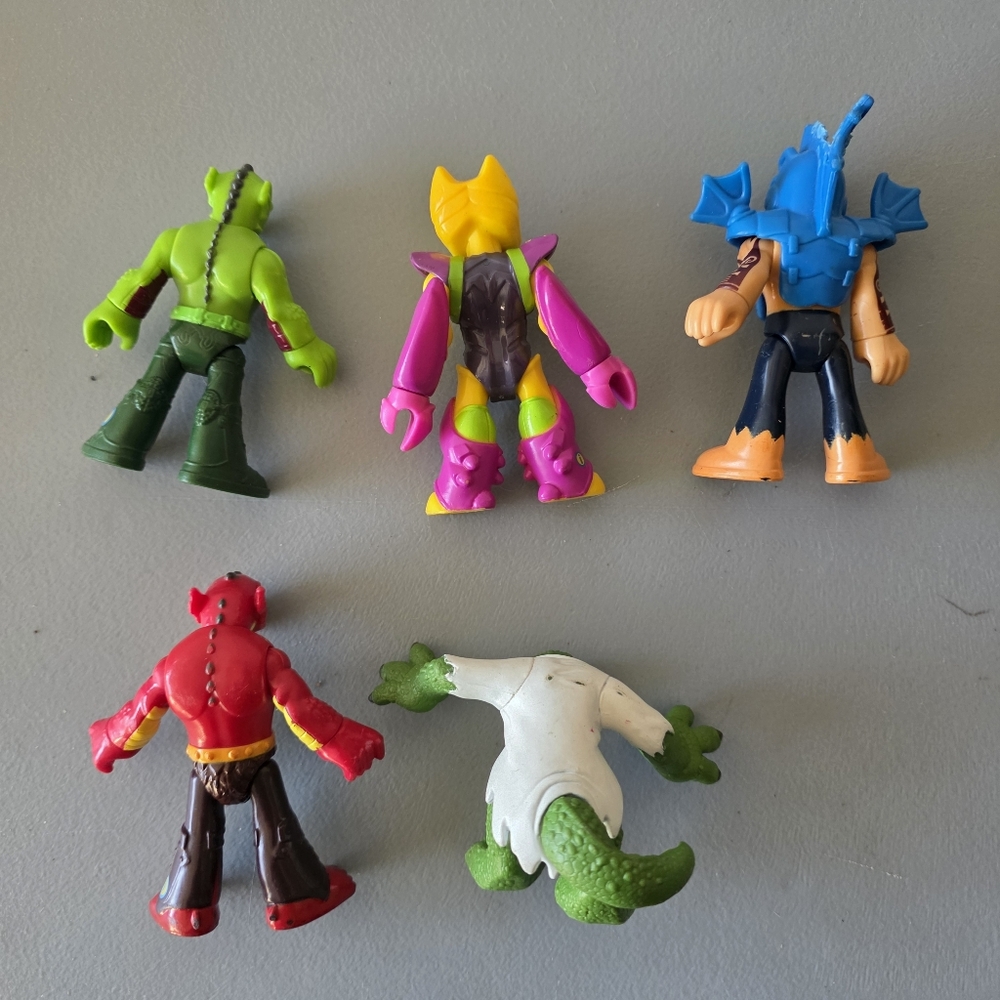 Imaginext/Hero Squad Fisher-Price/Hasbro Mixed Lot of 5 - Castle, Space, Marvel - Picture 5 of 5